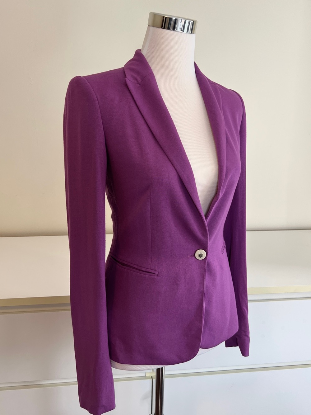 ZARA Y2K PURPLE FITTED BLAZER – EXTRA SMALL XS
